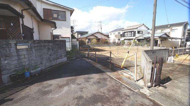 ���n�y�n�ʐ^ �O�ʓ��H�܂ޓy�n�ʐ^