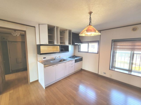 ���[ �_�C�j���O�L�b�`��