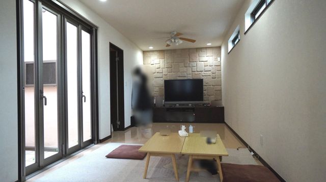 ���r���O ���r���O